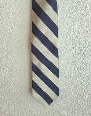 Saks Fifth Avenue Silk Tie Navy Blue Gold Striped Imported Fabric Made in USA